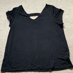 PARAPHRASE Short-Sleeved V-Neck Shirt ~ Size is XL